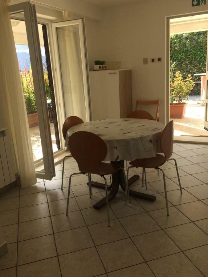 Deluxe Apartment Dora With A Private Parking, Terrace And See View غييكا المظهر الخارجي الصورة