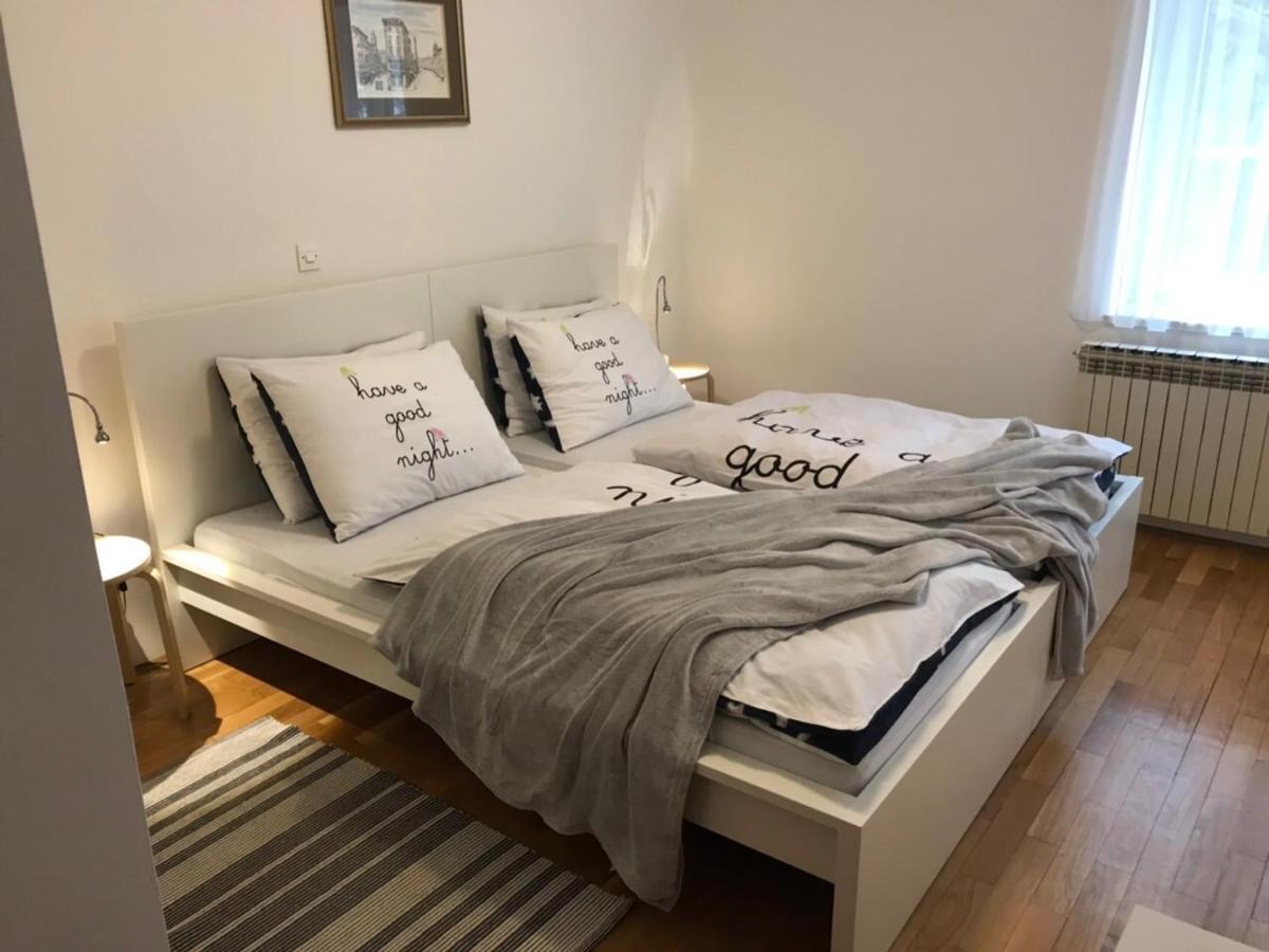Deluxe Apartment Dora With A Private Parking, Terrace And See View غييكا المظهر الخارجي الصورة